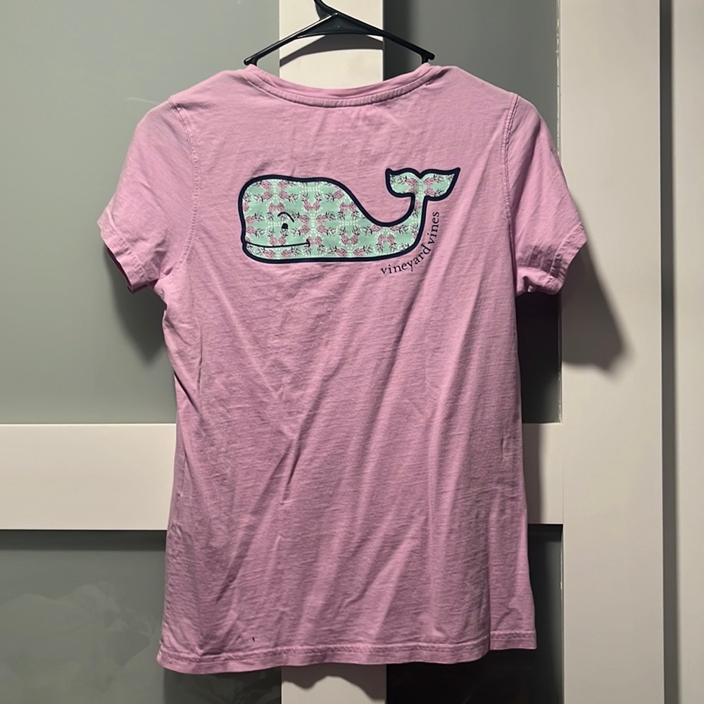 Vineyard vines girls purple pineapple t shirt